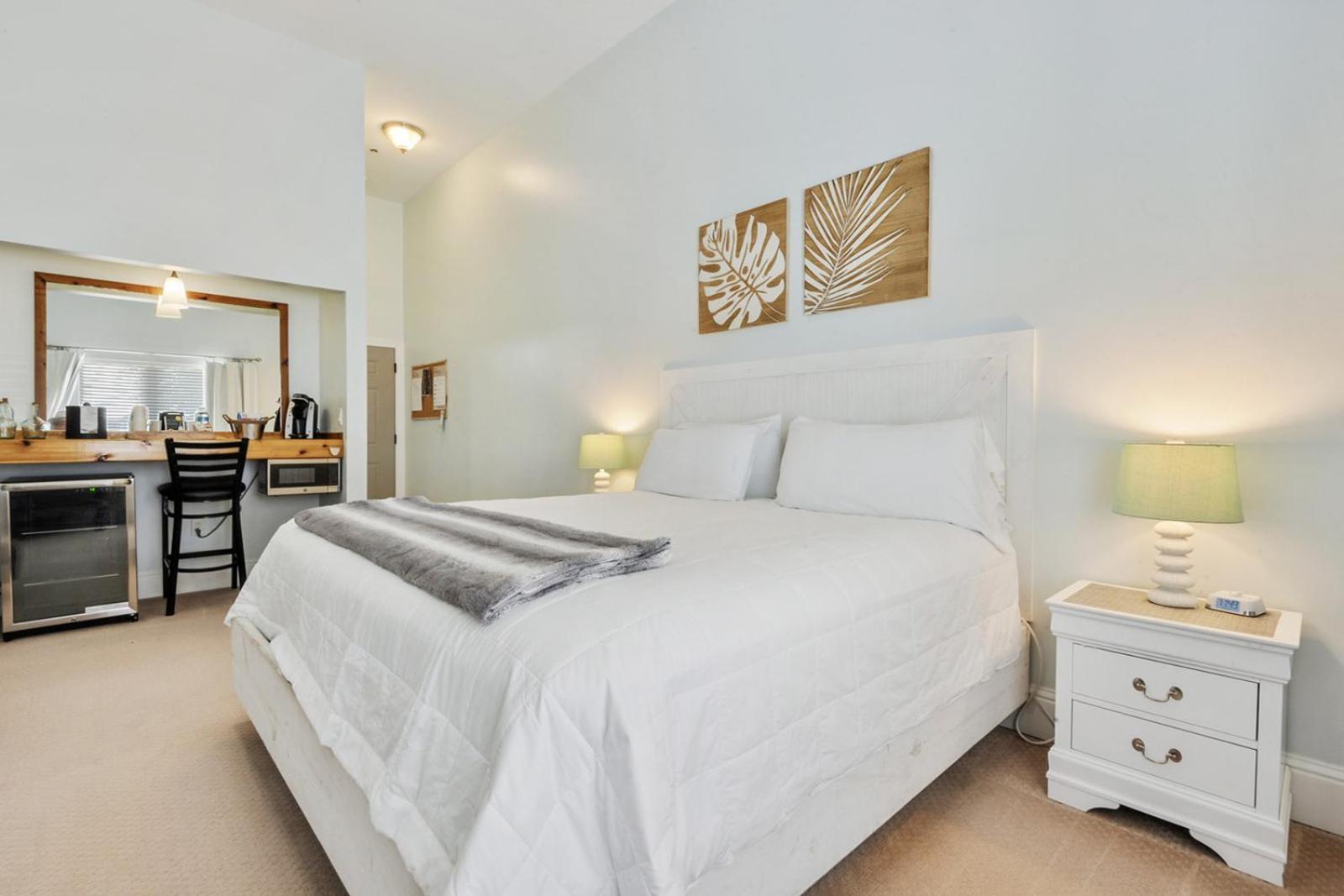 Hotel Whiskey In Pass Christian Bilik gambar